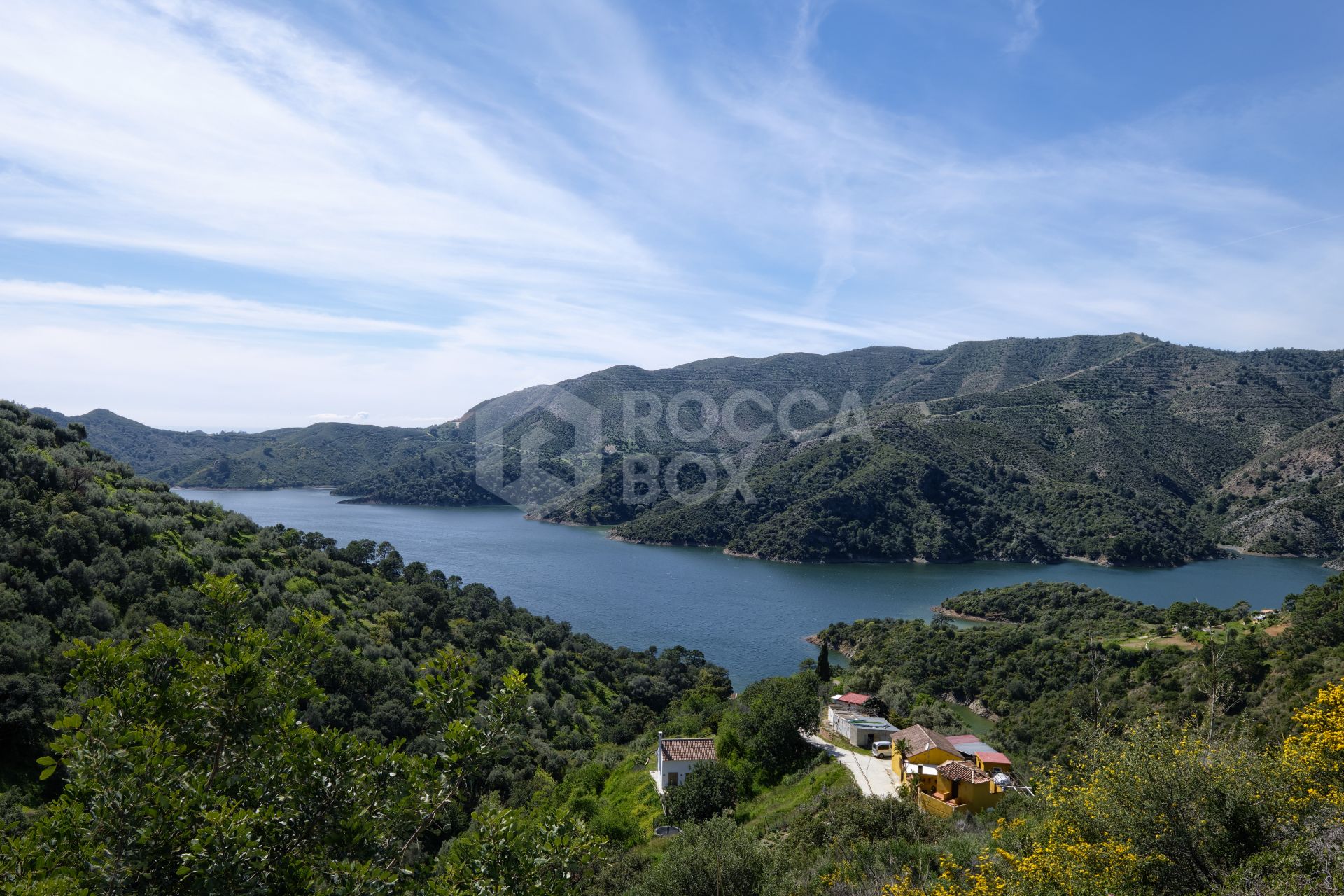 Contemporary secluded 5 bed villa in Istán