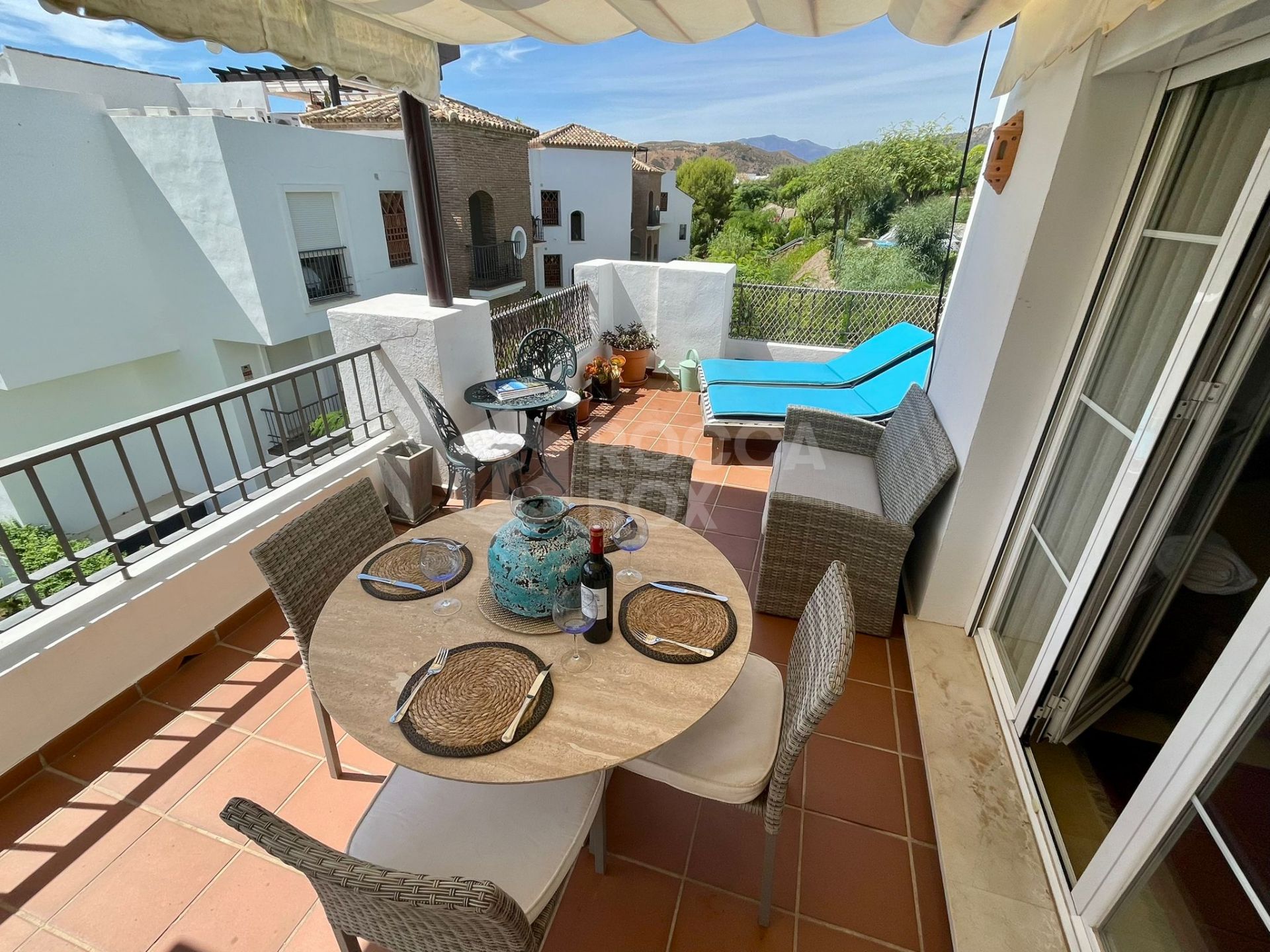 White wash Andalucian Penthouse