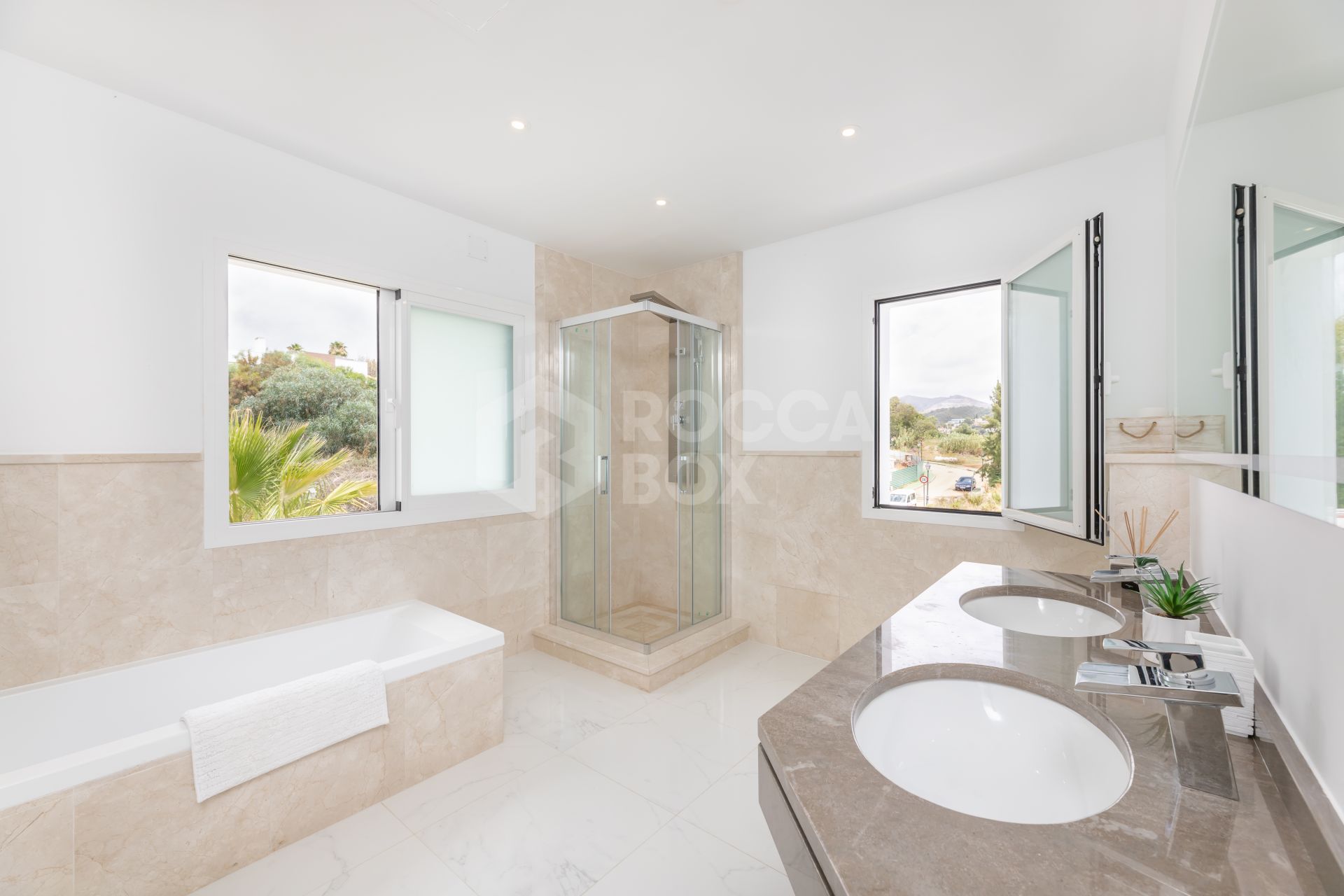 Timeless Elegance: Unveiling Your Dream Home in La Quinta, Marbella