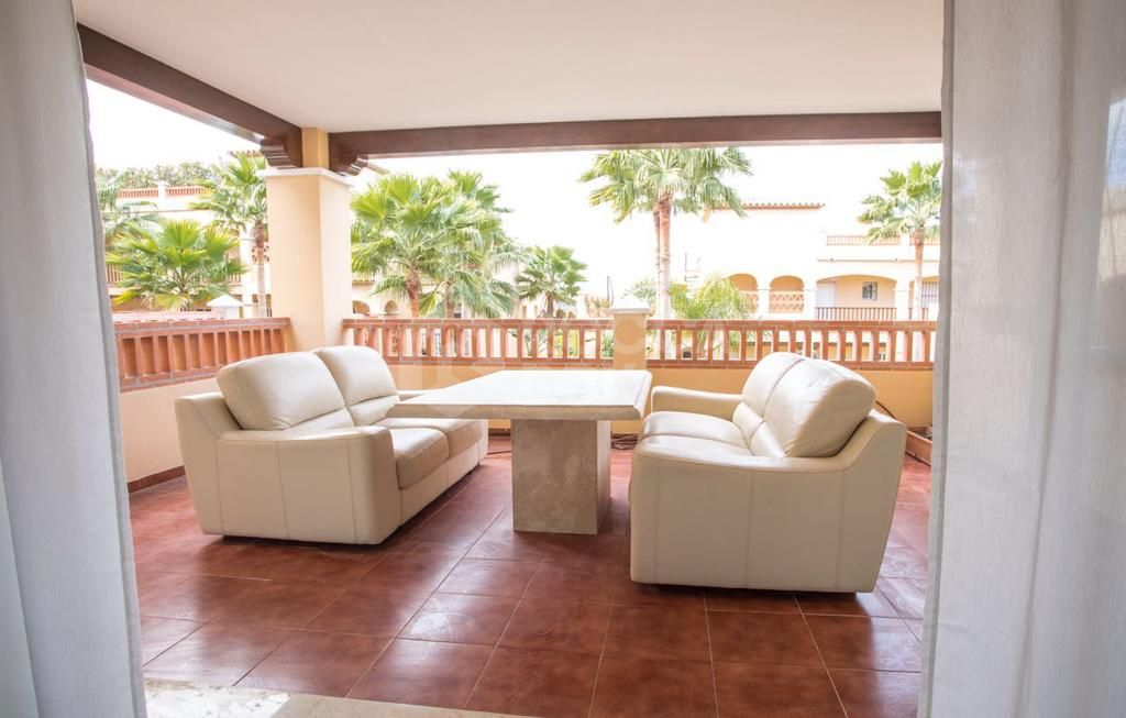 APARTMENT IN ESTEPONA