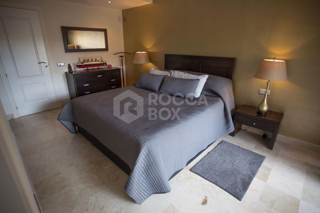 APARTMENT IN ESTEPONA