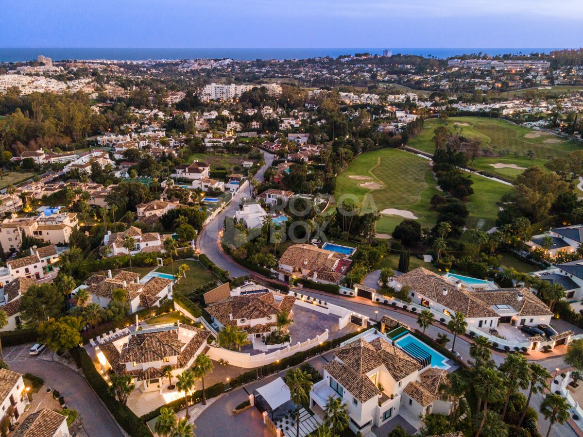 Refurbished Villa with Breathtaking Views in Nueva Andalucia's Golf Valley