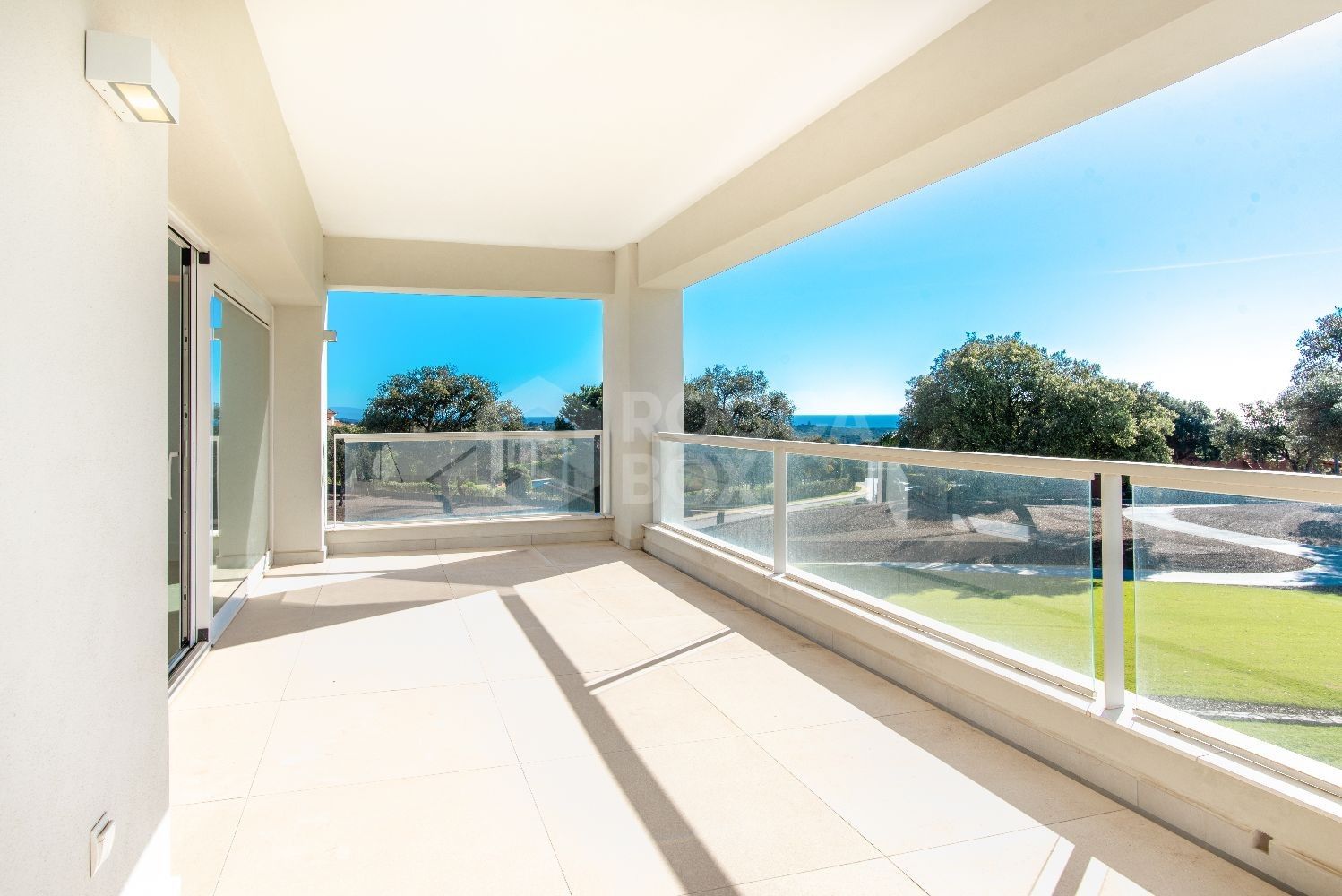 New apartment in Marbella