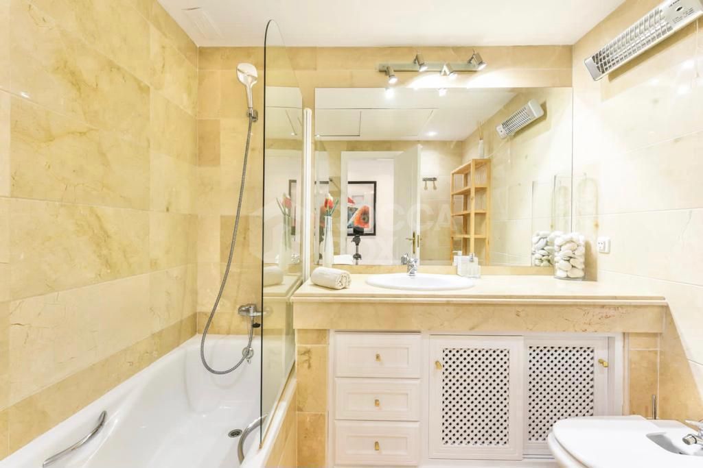 Beautful 2-Bedroom Apartment in Marbella