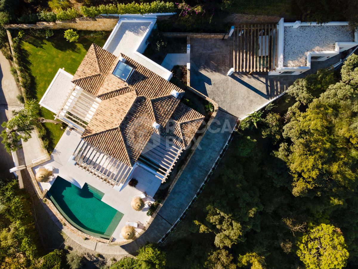 Experience Unmatched Comfort and Style in this Stunning Costa del Sol Villa