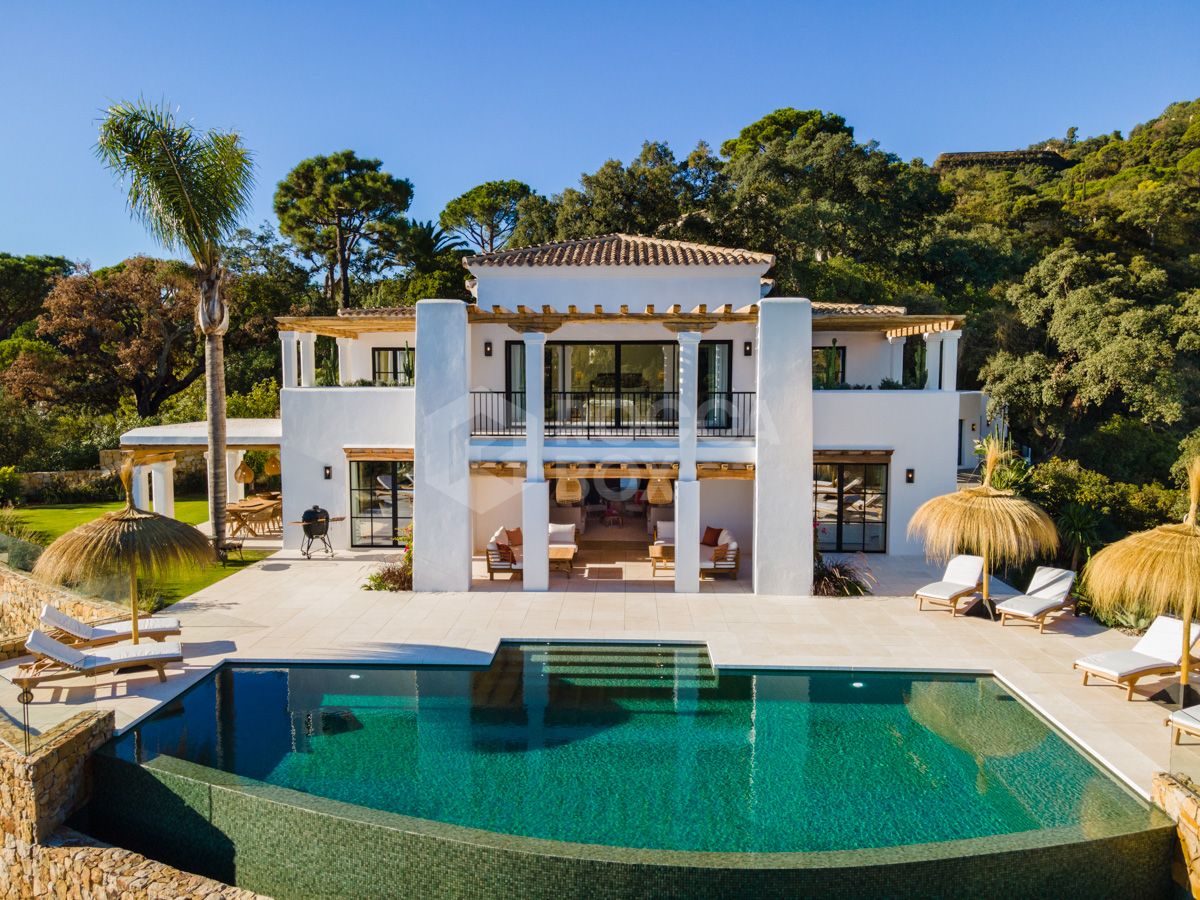 Experience Unmatched Comfort and Style in this Stunning Costa del Sol Villa