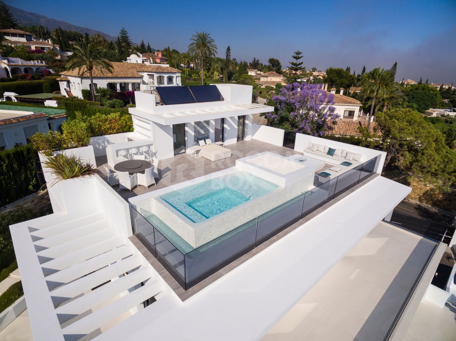 Contemporary Luxury Villa in Nagueles, Marbella: Unparalleled Craftsmanship and Design