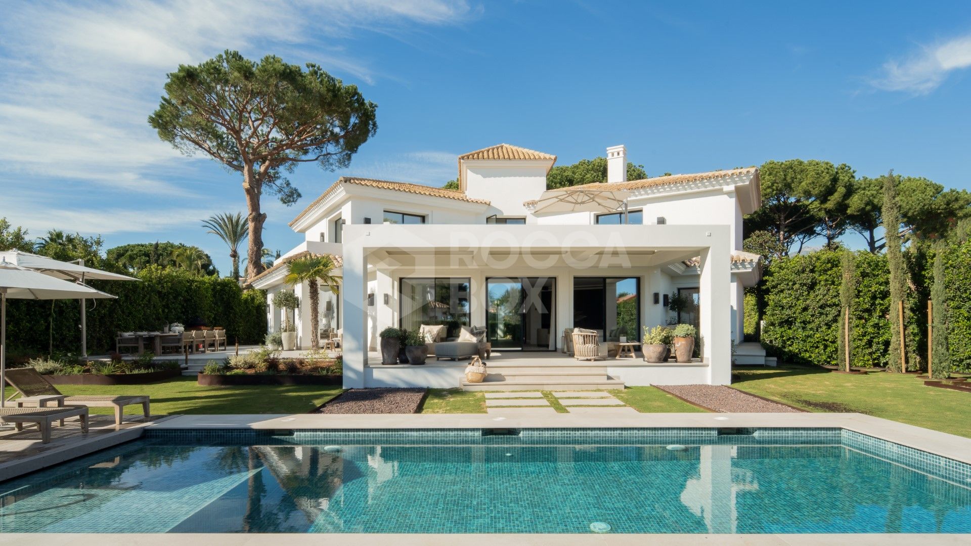 Charming Andalusian Villa in Los Monteros: Serenity and Elegance, Marbella East