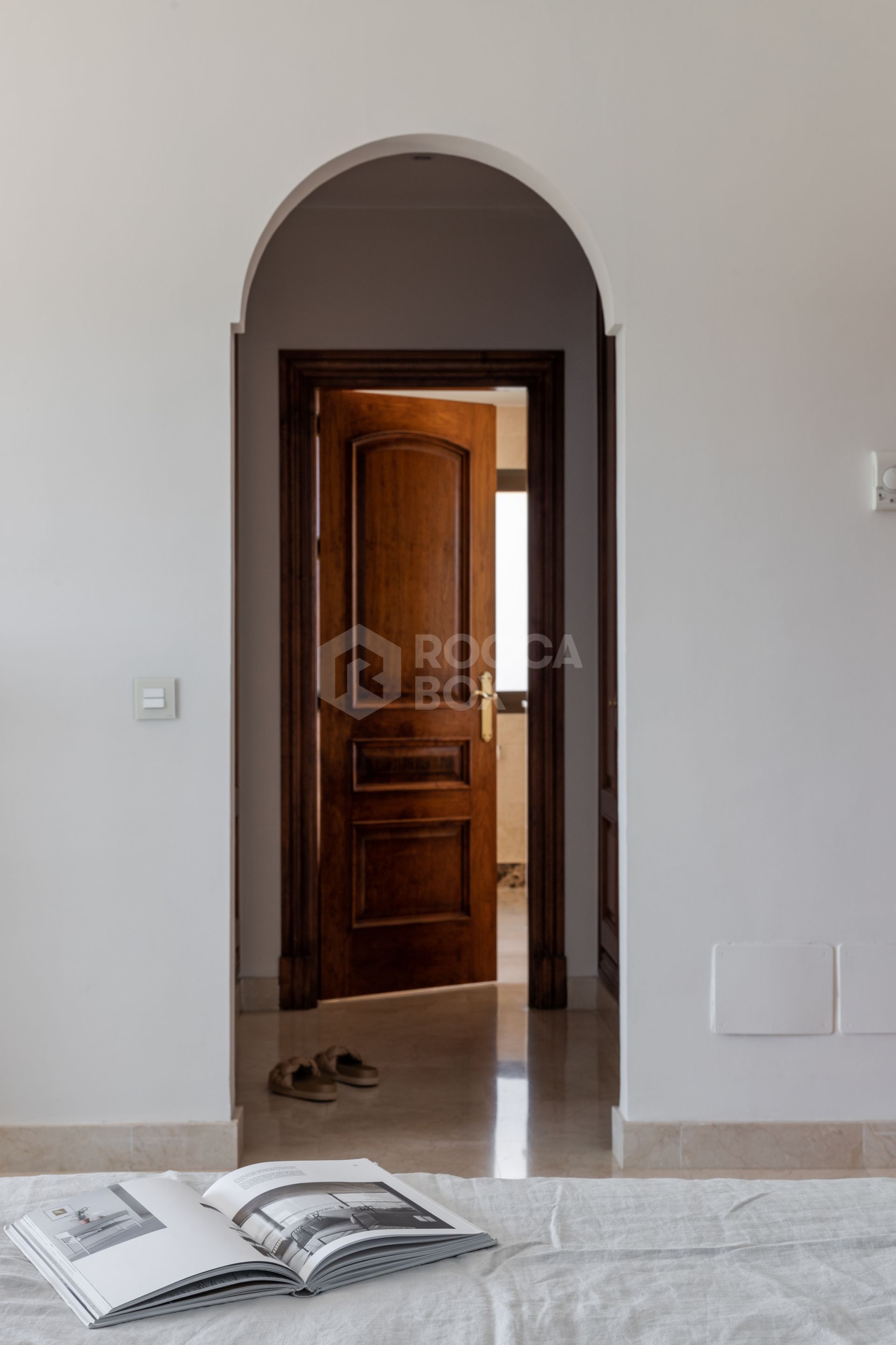 Exquisite Villa in Gated Community: Golf, Sea, and Mountain Views, La Quinta, Benahavis