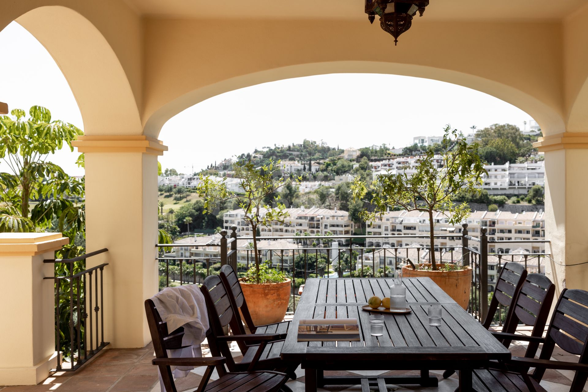 Exquisite Villa in Gated Community: Golf, Sea, and Mountain Views, La Quinta, Benahavis