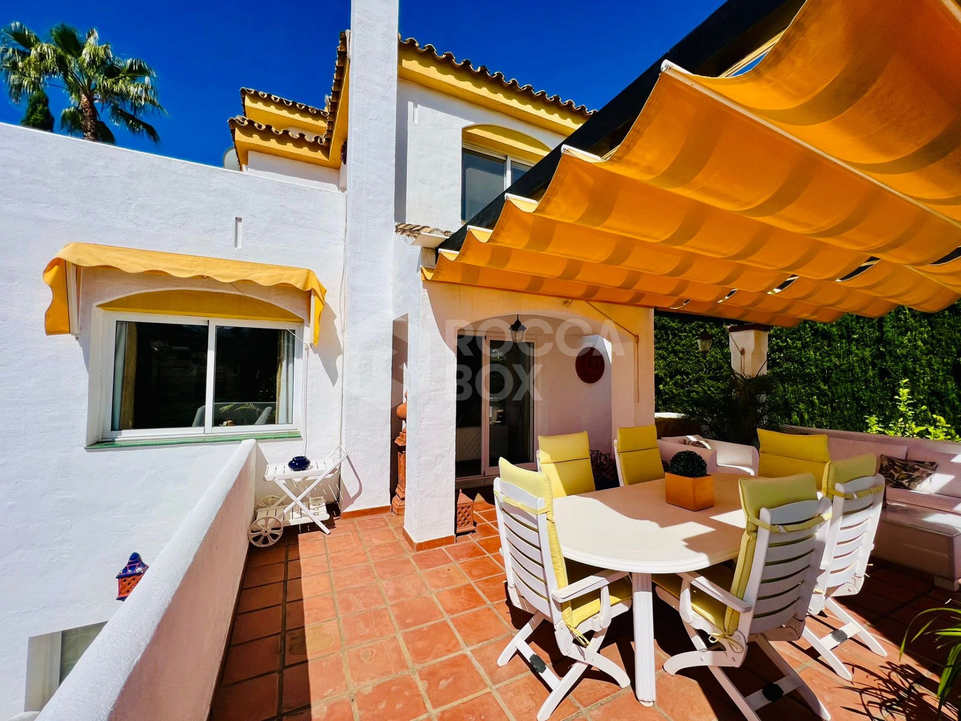 Luxurious 5-Bedroom Villa in Los Naranjos Hill Club: Gated Community with Stunning Views, Private Pool, and Spacious Living