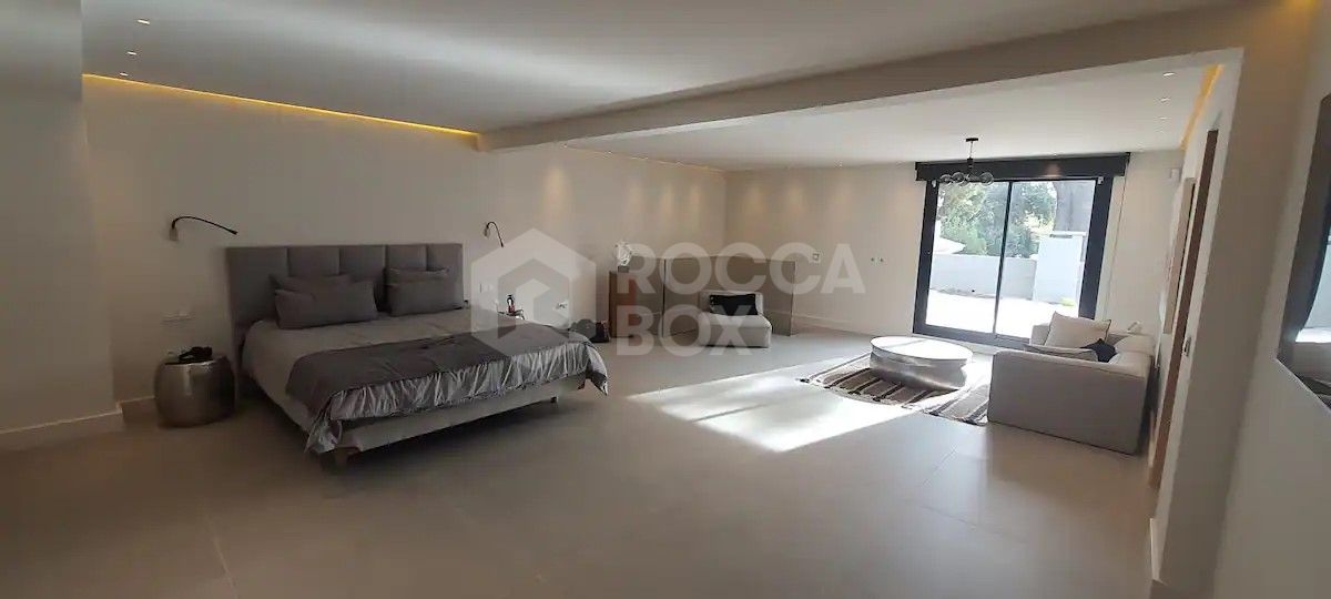 4 beds stunning Villa in Costabella, Marbella East