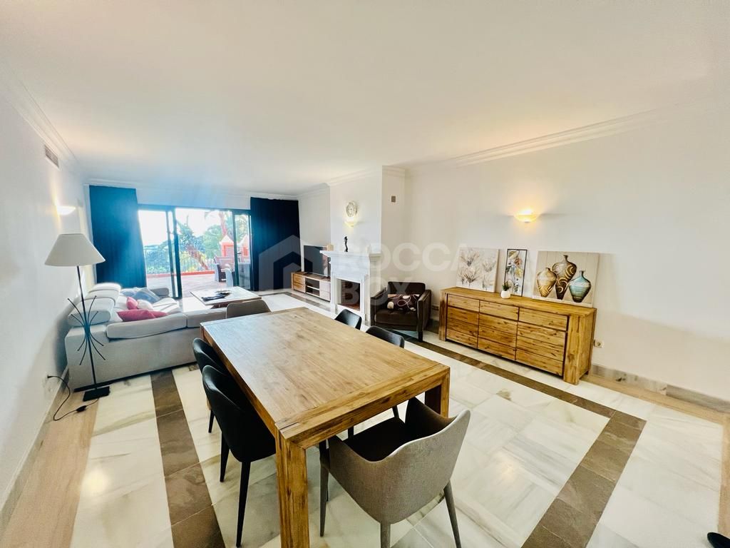 2 bed 2 bath apartment in Monte Halcones, Benahavis