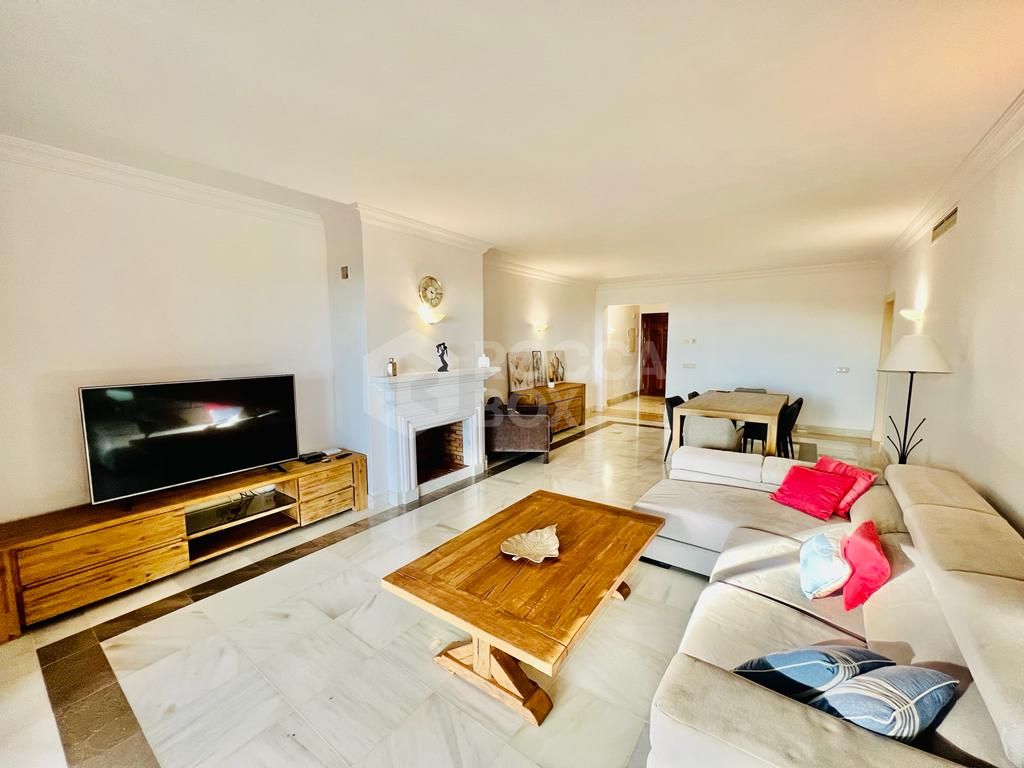 2 bed 2 bath apartment in Monte Halcones, Benahavis