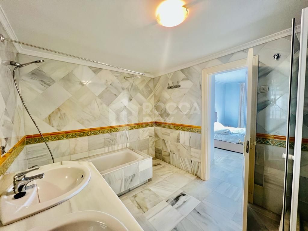 2 bed 2 bath apartment in Monte Halcones, Benahavis