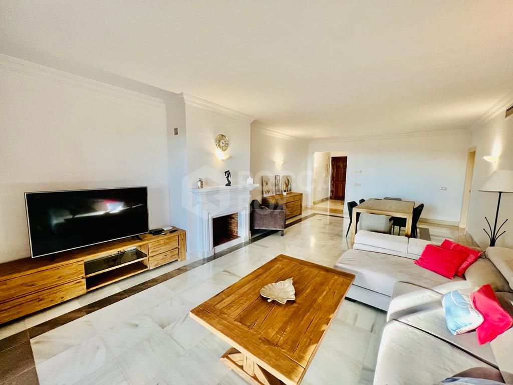 2 bed 2 bath apartment in Monte Halcones, Benahavis