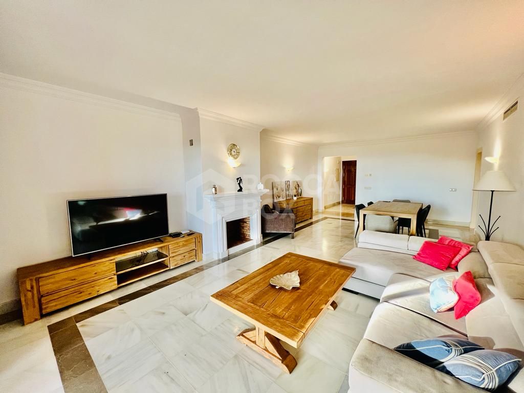 2 bed 2 bath apartment in Monte Halcones, Benahavis