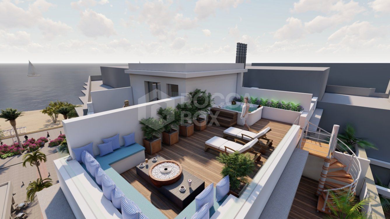 Stunning 2 Bed, 2 Bath Apartment in Estepona's Prime Beachfront Location