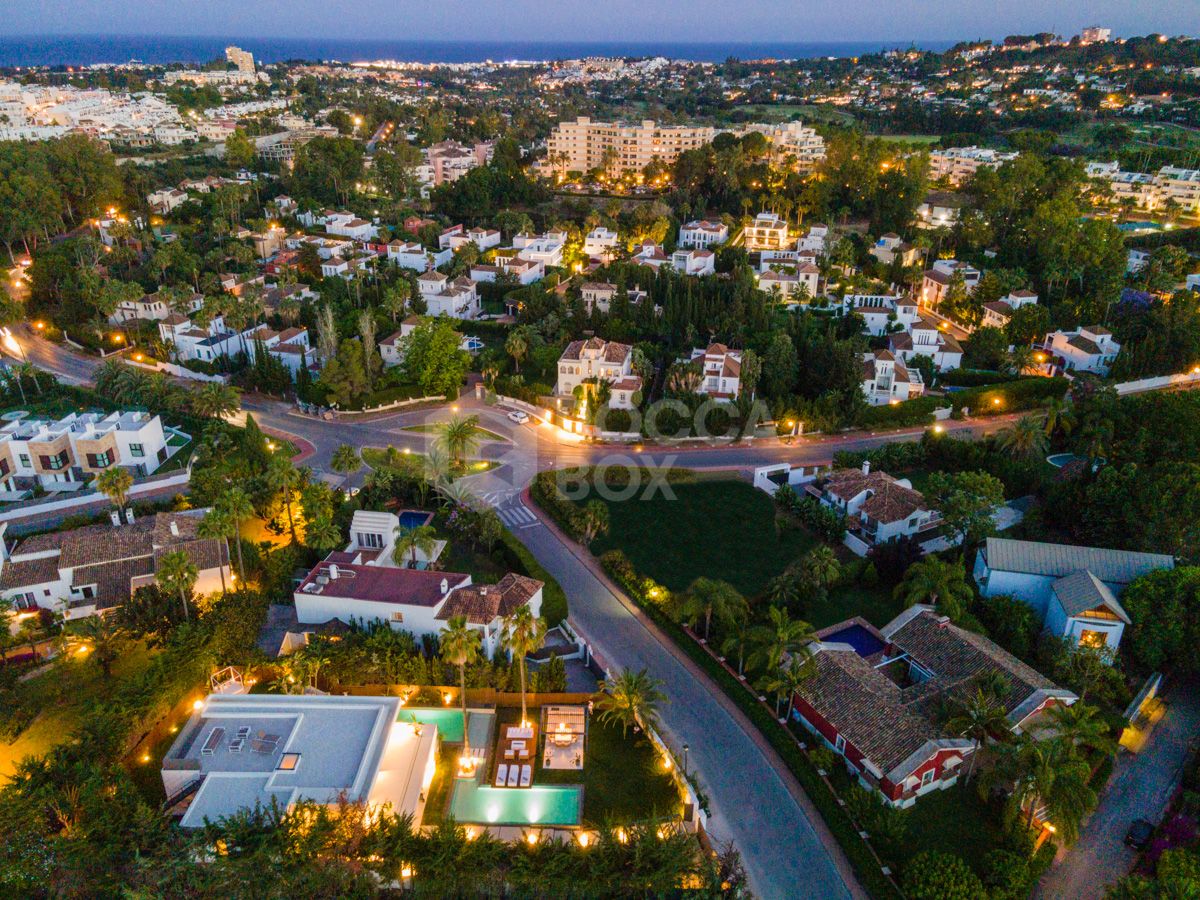 An Exquisite Contemporary Villa in the Golf Valley - Exceptional Value at Under €3.5M!