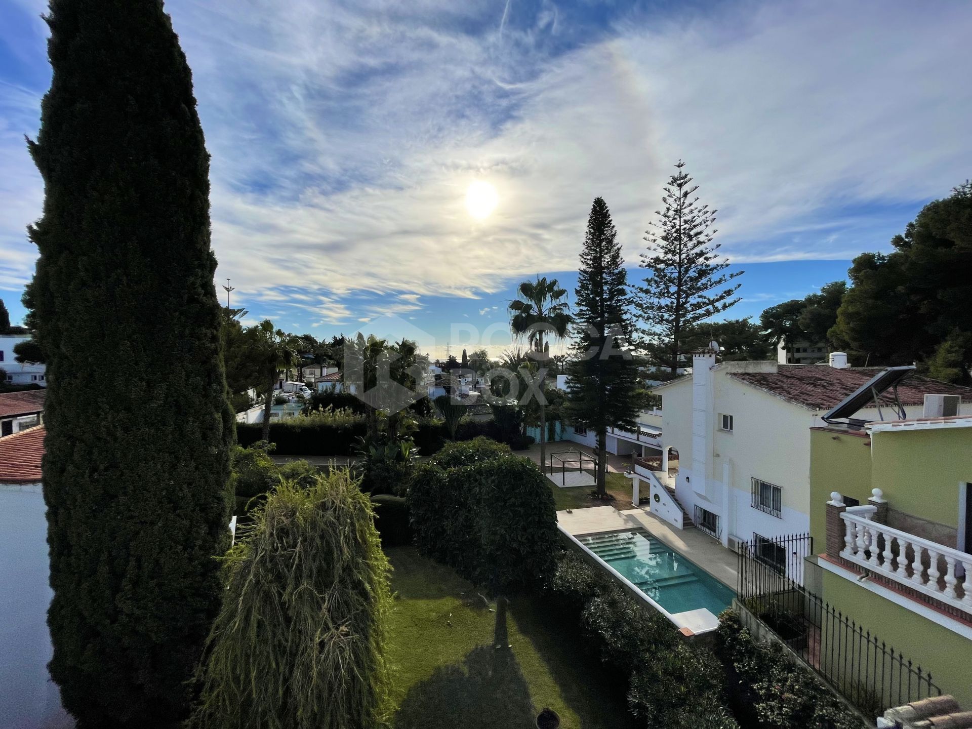STYLISH, CONTEMPORARY VILLA SITUATED IN THE HEART OF NUEVA ANDALUCIA.