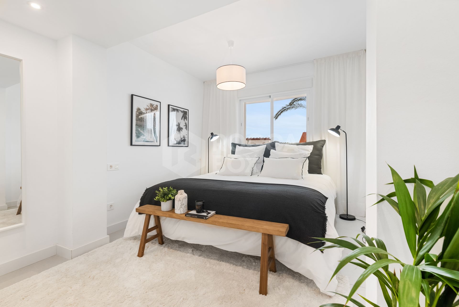 Indulge in the Serenity of this Exquisite Apartment with Captivating Views