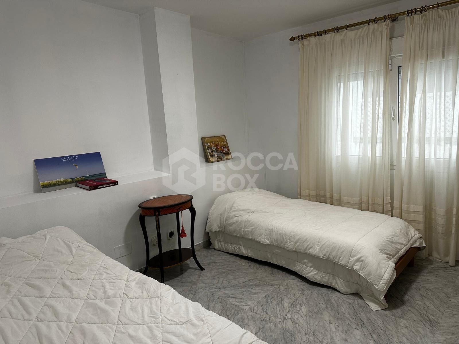 Elegant Beachside Apartment for Rent in Marbella's Prestigious Puerto Banus