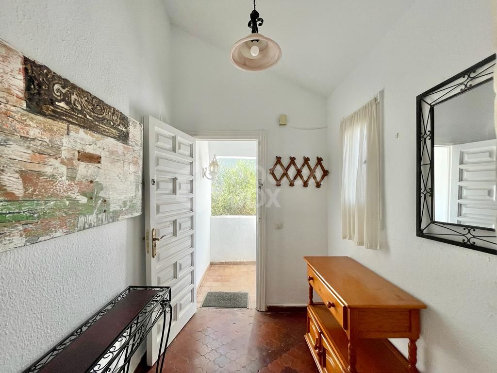 Fantastic renovation opportunity in Las Agrupadas, Nueva Andalucia.