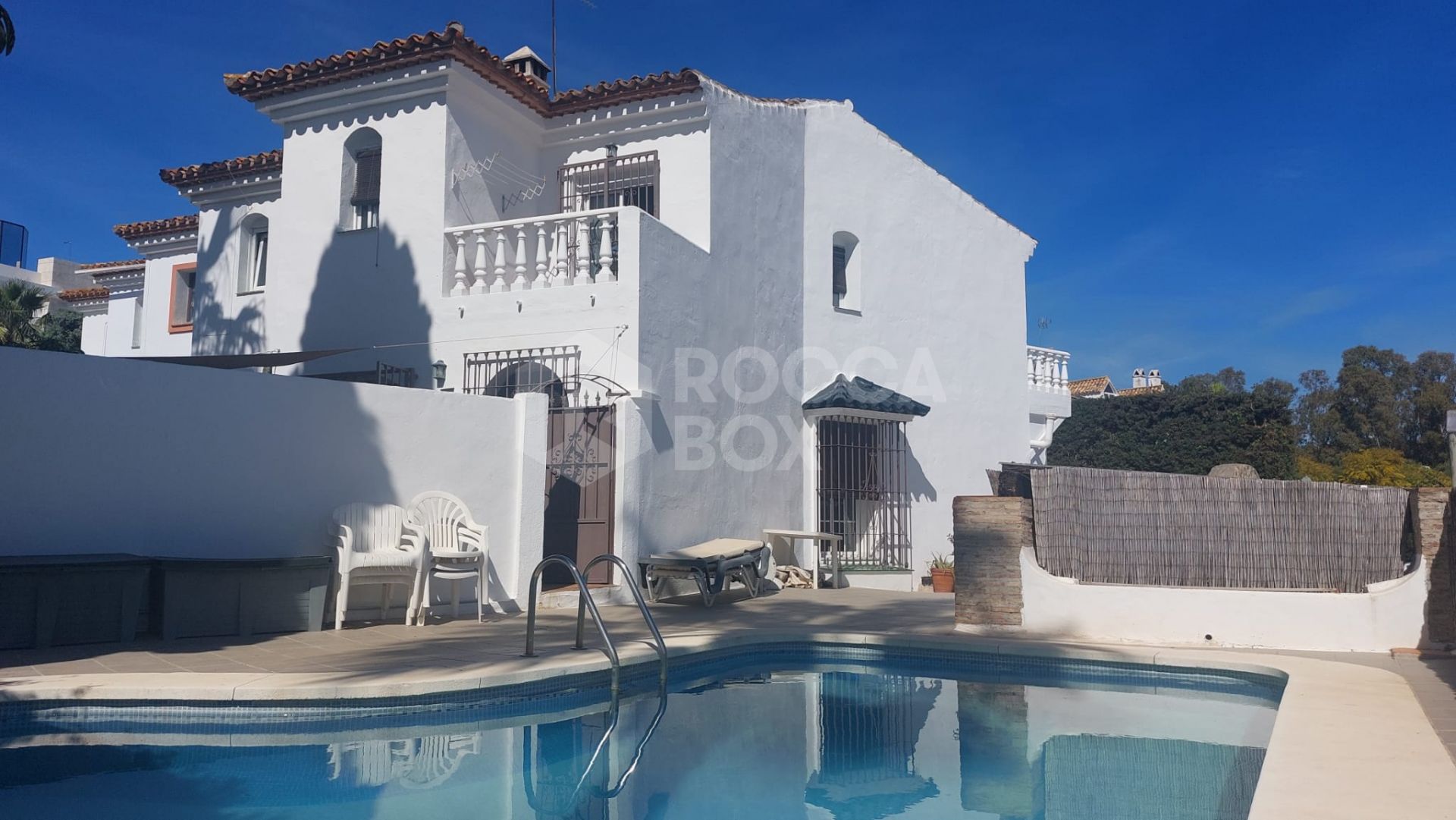 Elegant Semi-Detached House in El Paraiso, Estepona