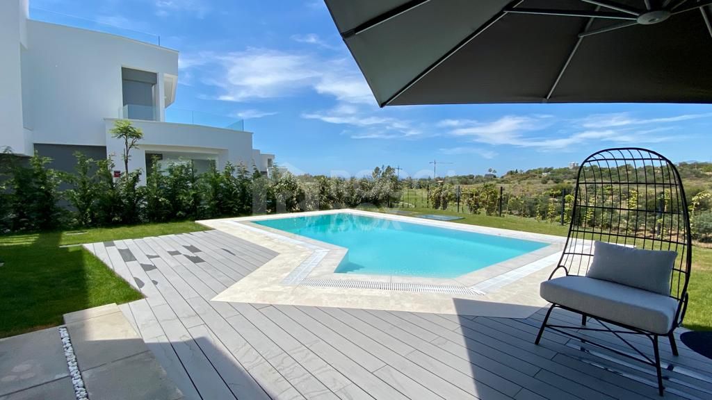 Villa for sale in Marbella East, Marbella