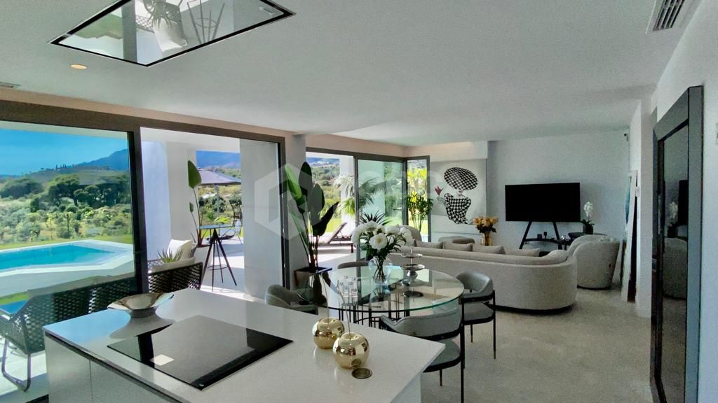 Villa for sale in Marbella East, Marbella