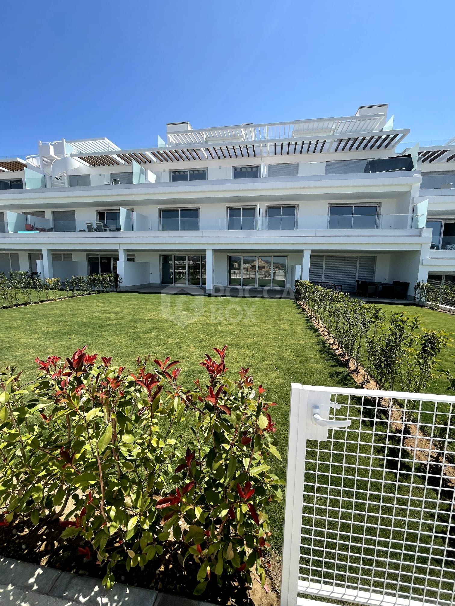Groundfloor 3 bed 2 bath unfurnished apartment