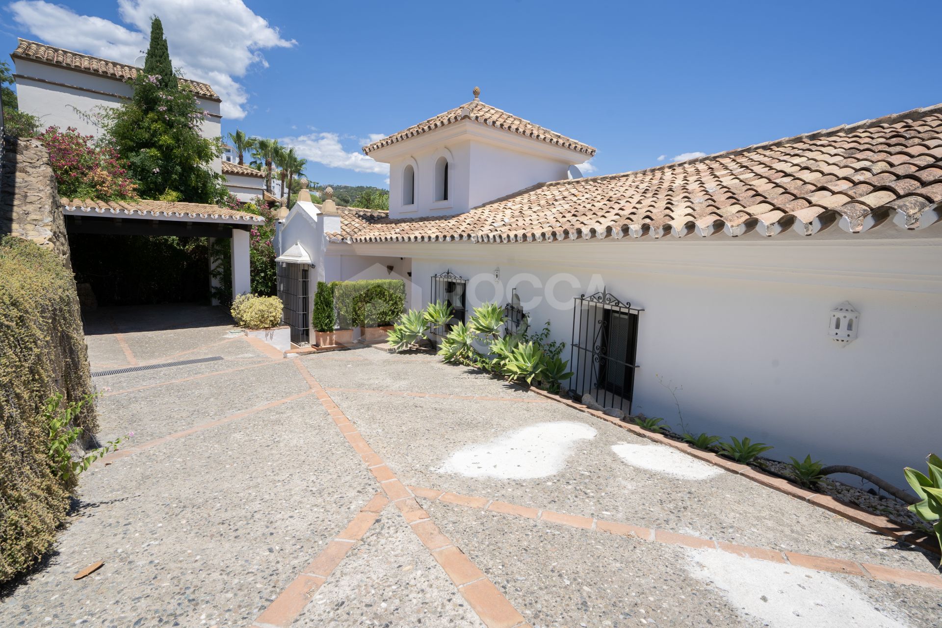 4 bed villa Los Arqueros golf