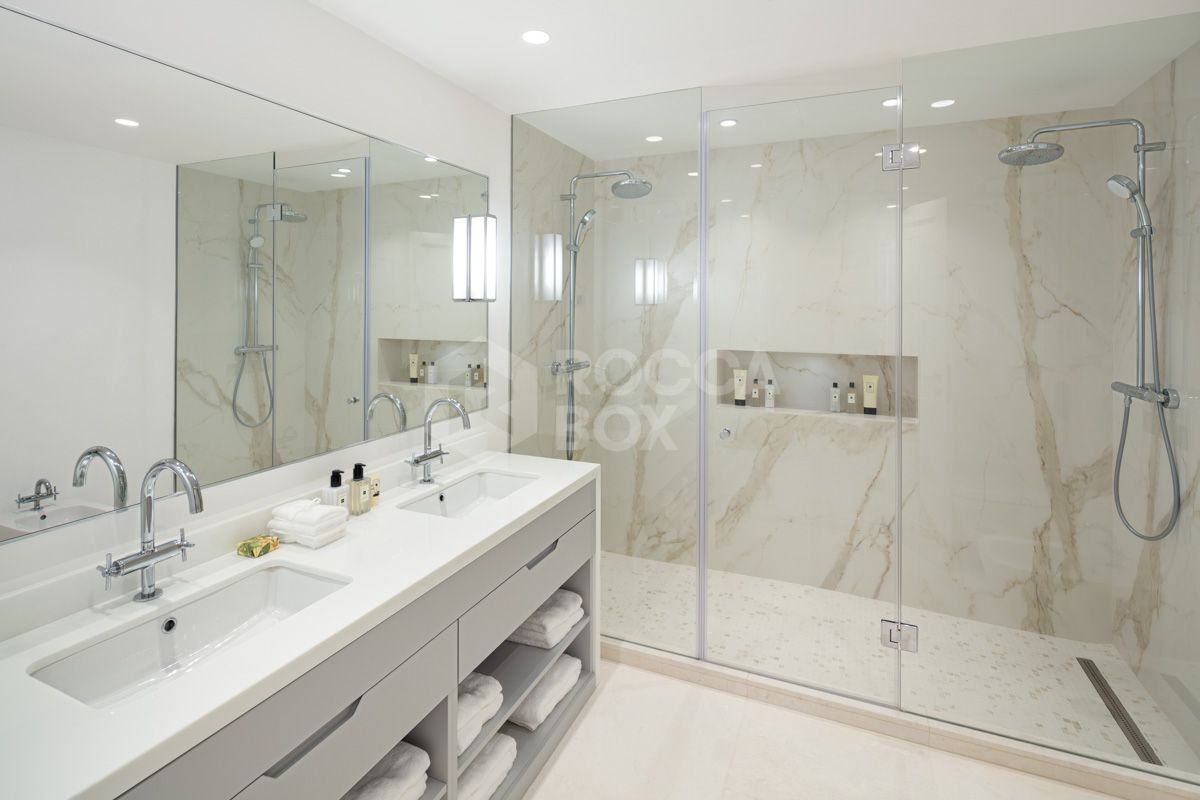 Exquisite villa nestled in the heart of the Golf Valley!