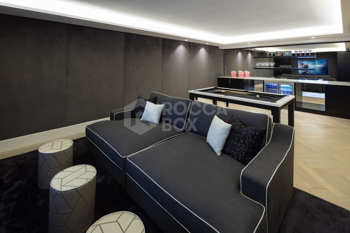 Exquisite villa nestled in the heart of the Golf Valley!