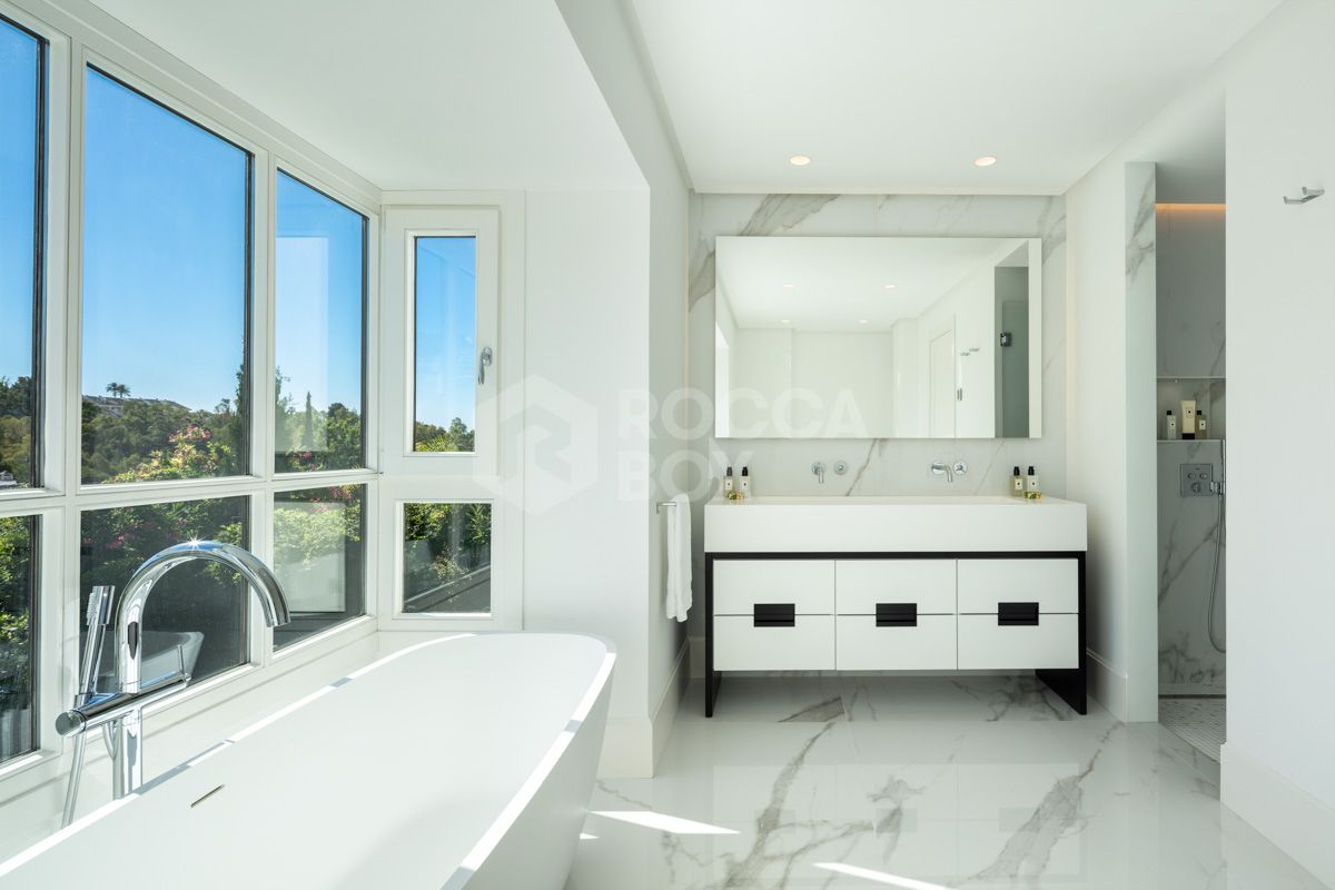 Exquisite villa nestled in the heart of the Golf Valley!