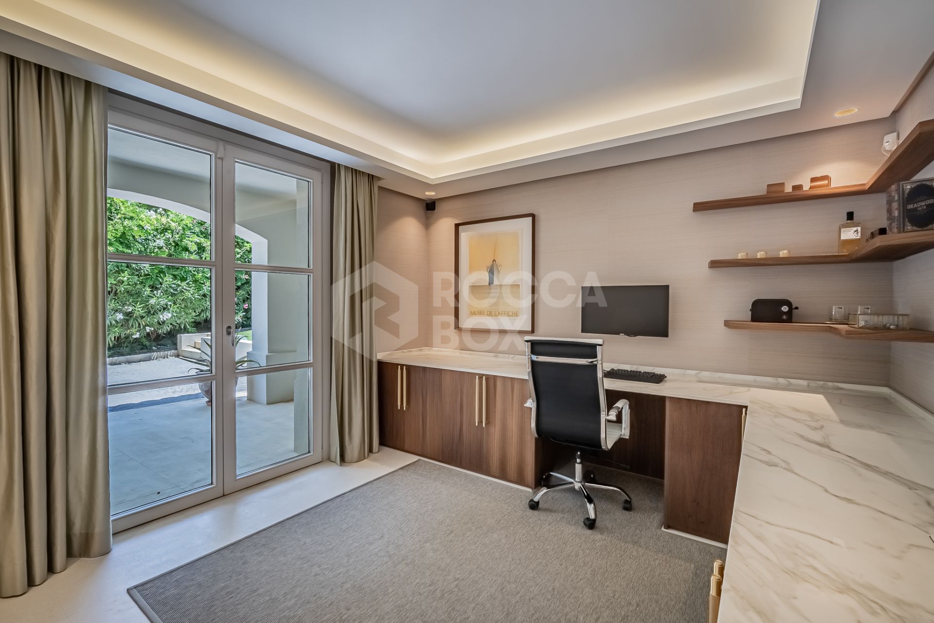 Exquisite villa nestled in the heart of the Golf Valley!
