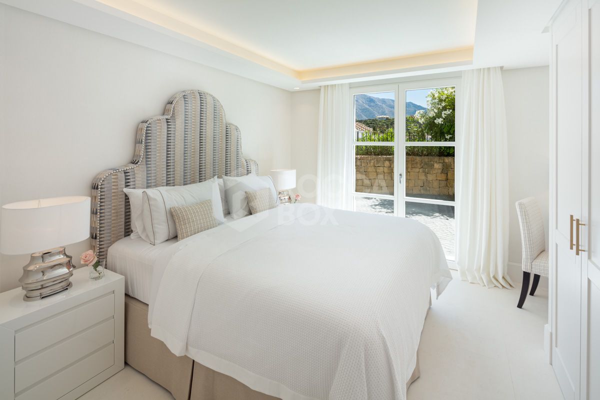 Exquisite villa nestled in the heart of the Golf Valley!