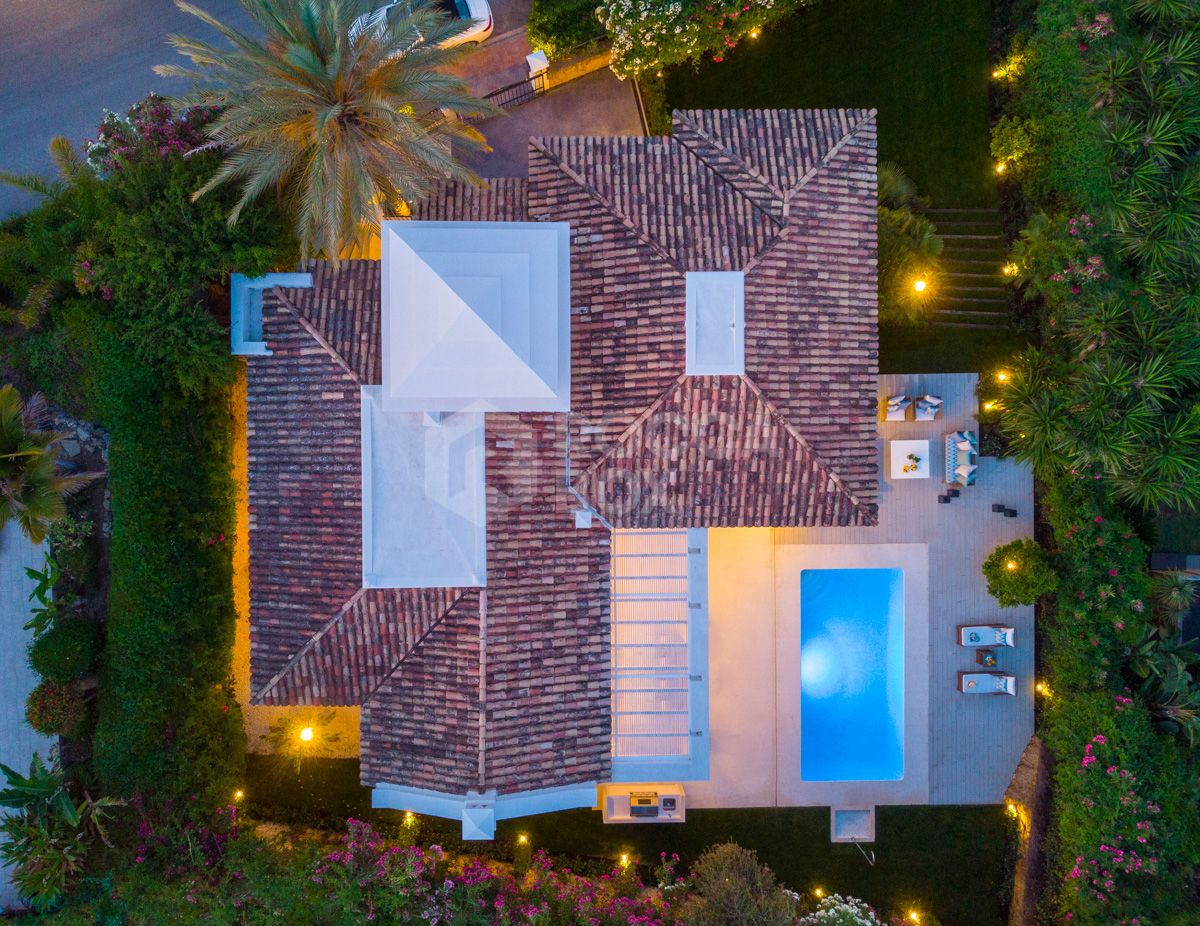 Exquisite villa nestled in the heart of the Golf Valley!