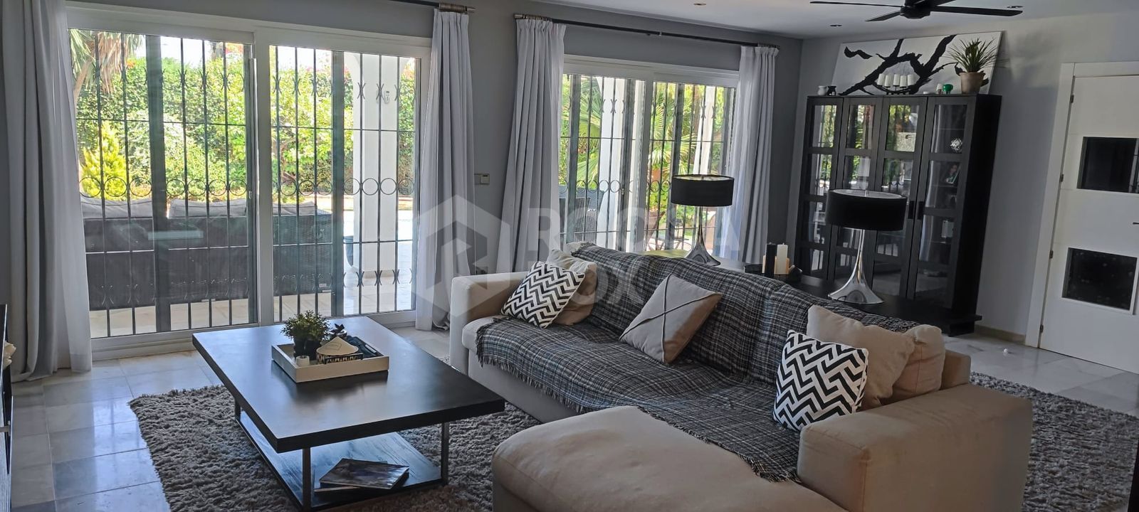 Villa for sale in Nueva Andalucia, Marbella