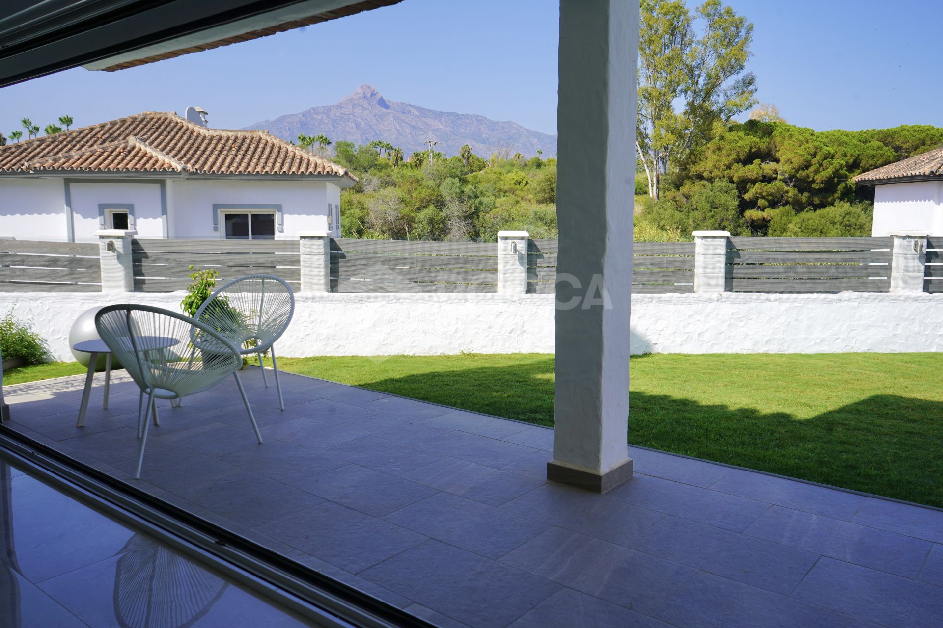 Stunning Villa for Rent in Nueva Andalucía.