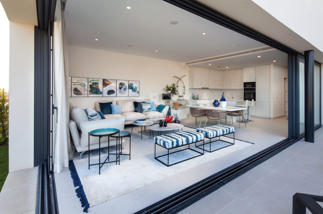 Boutique residential complex comprising 12 modern villas sitting on the hills of Finca Cortesin in Casares Costa, overlooking the stunning landscape stretching from the Marbella mountain range to Gibraltar and the coast of Morocco uninterrupted.