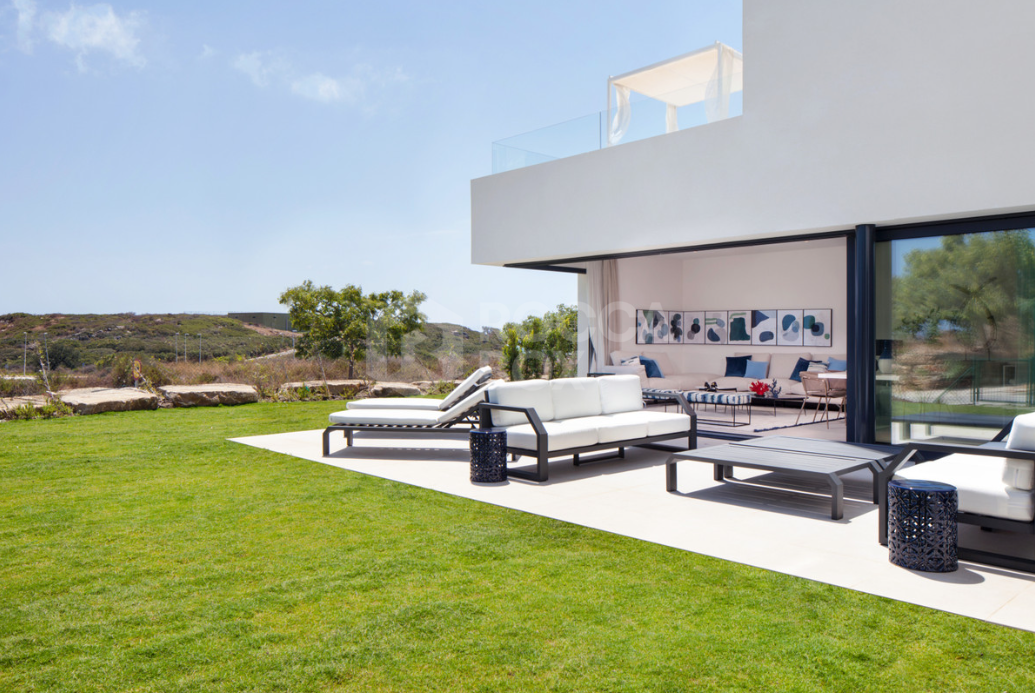 Boutique residential complex comprising 12 modern villas sitting on the hills of Finca Cortesin in Casares Costa, overlooking the stunning landscape stretching from the Marbella mountain range to Gibraltar and the coast of Morocco uninterrupted.