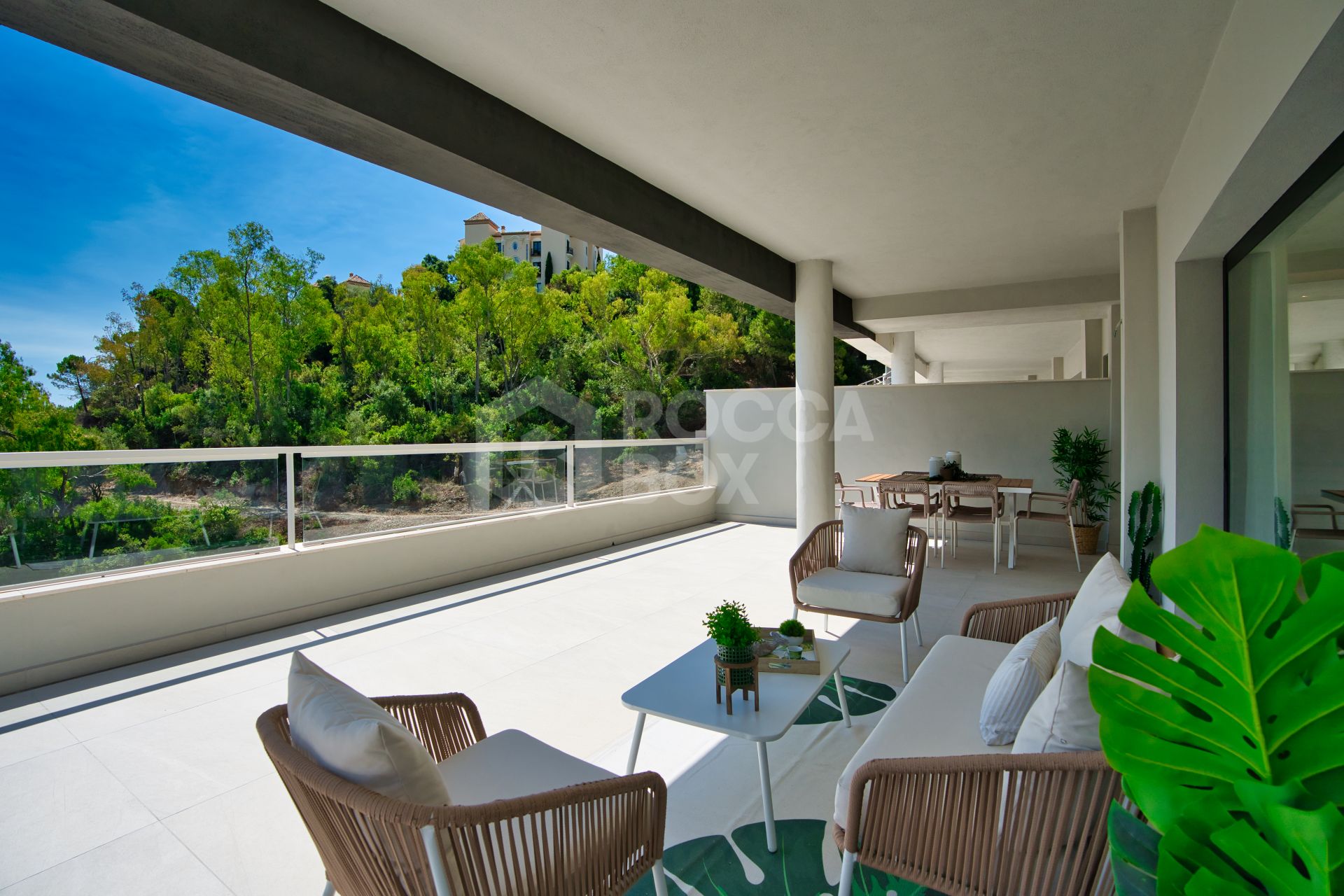 Exquisite Development with 14 Elegant Apartments and Penthouses