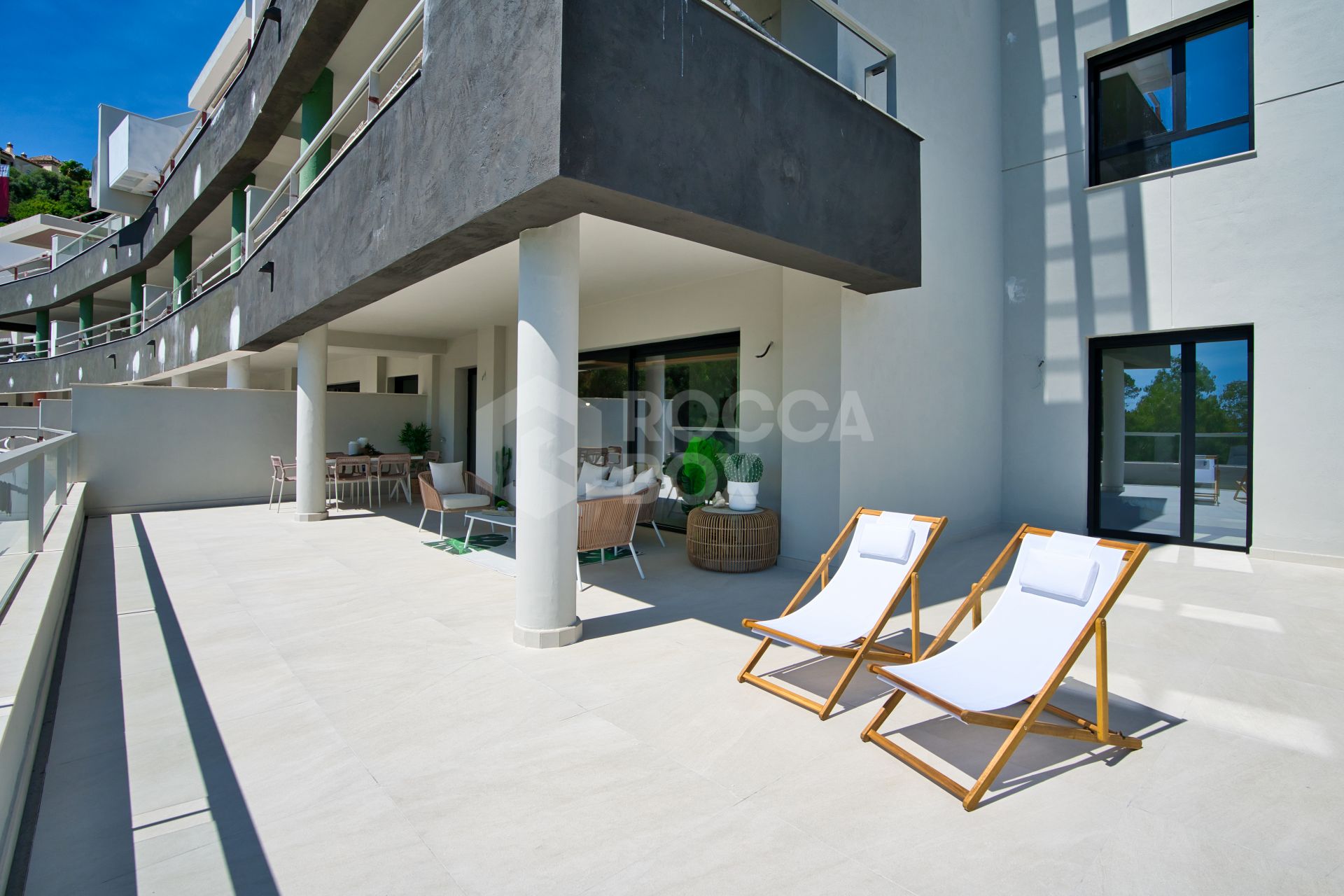 Exquisite Development with 14 Elegant Apartments and Penthouses