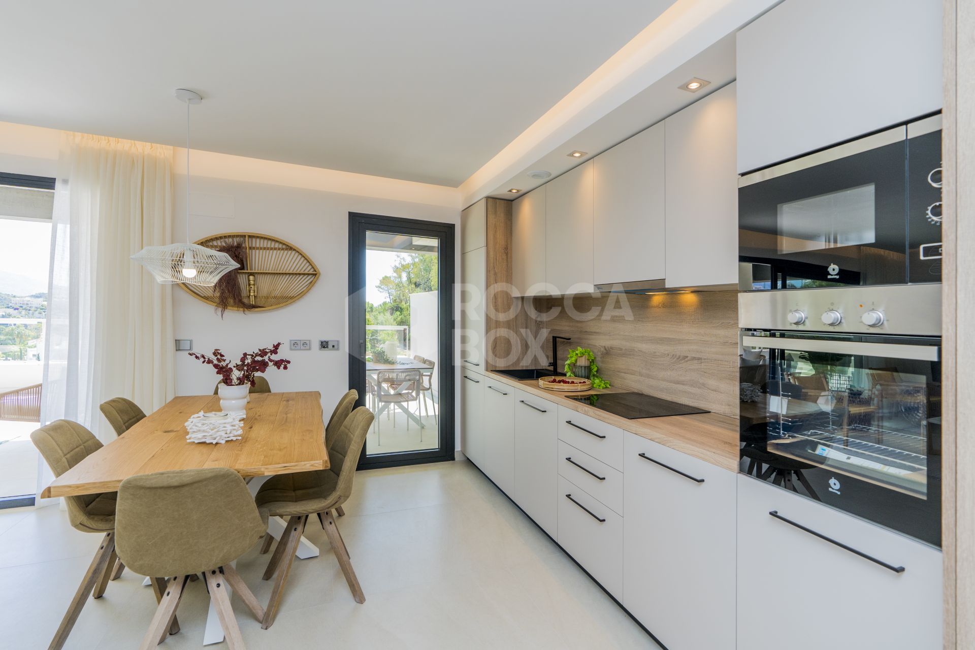 Exquisite Development with 14 Elegant Apartments and Penthouses