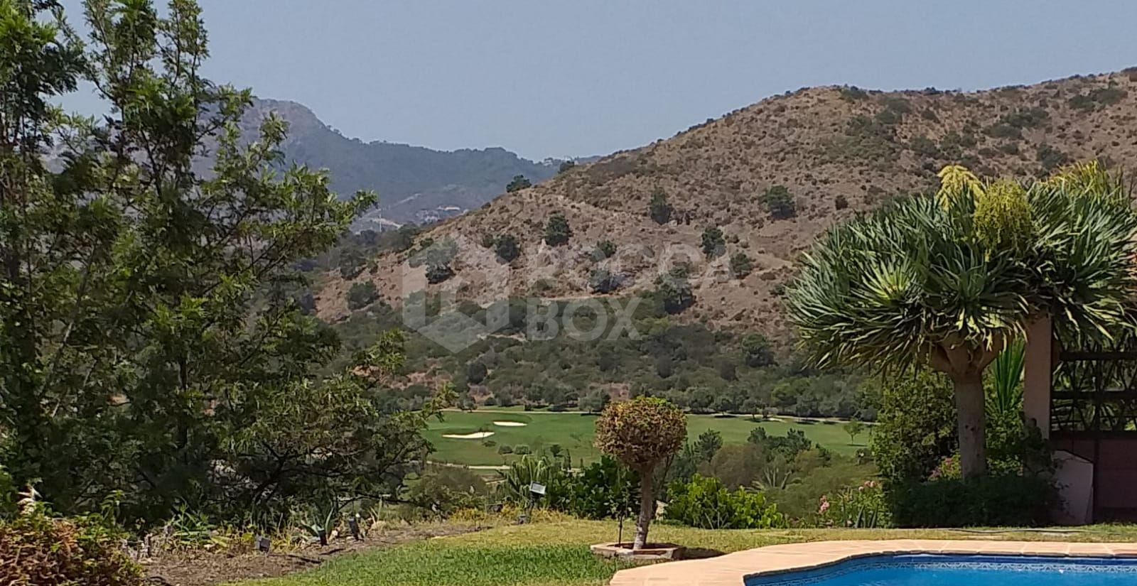 FANTASTIC PRIVATE PLOT WITH VILLA PROJECT