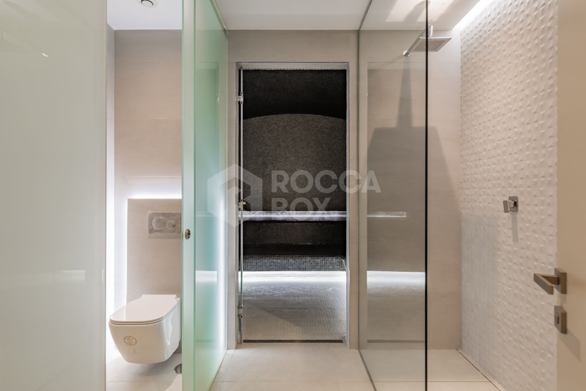 This outstanding contemporary masterpiece is situated in Nueva Andalucia, just 700m from the club house of Los Naranjos and 5kms from Puerto Banus with wide range of amenities.