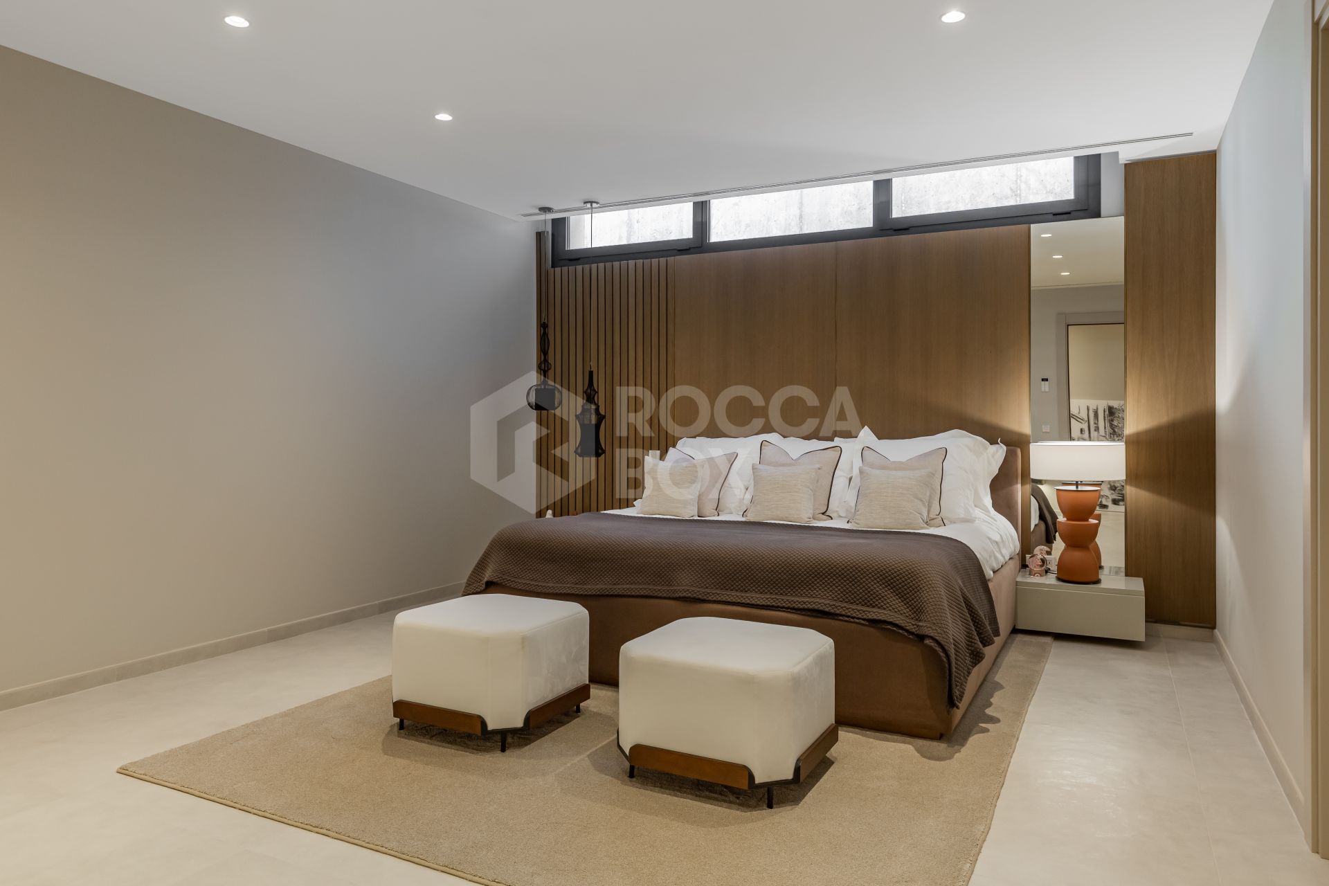 This outstanding contemporary masterpiece is situated in Nueva Andalucia, just 700m from the club house of Los Naranjos and 5kms from Puerto Banus with wide range of amenities.