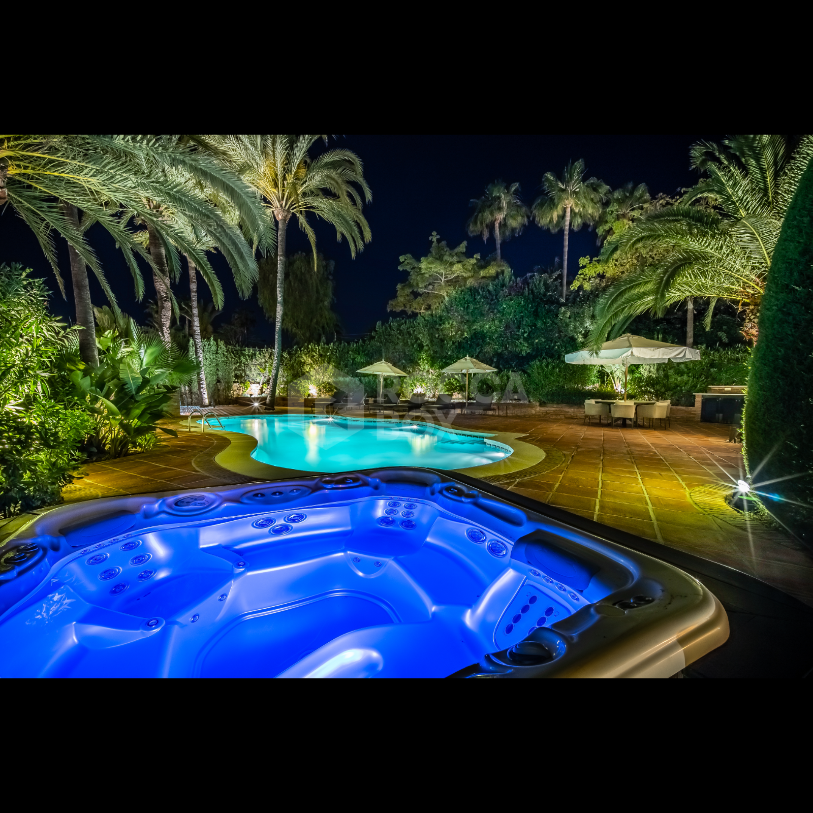 Luxurious Oasis with Manicured Gardens