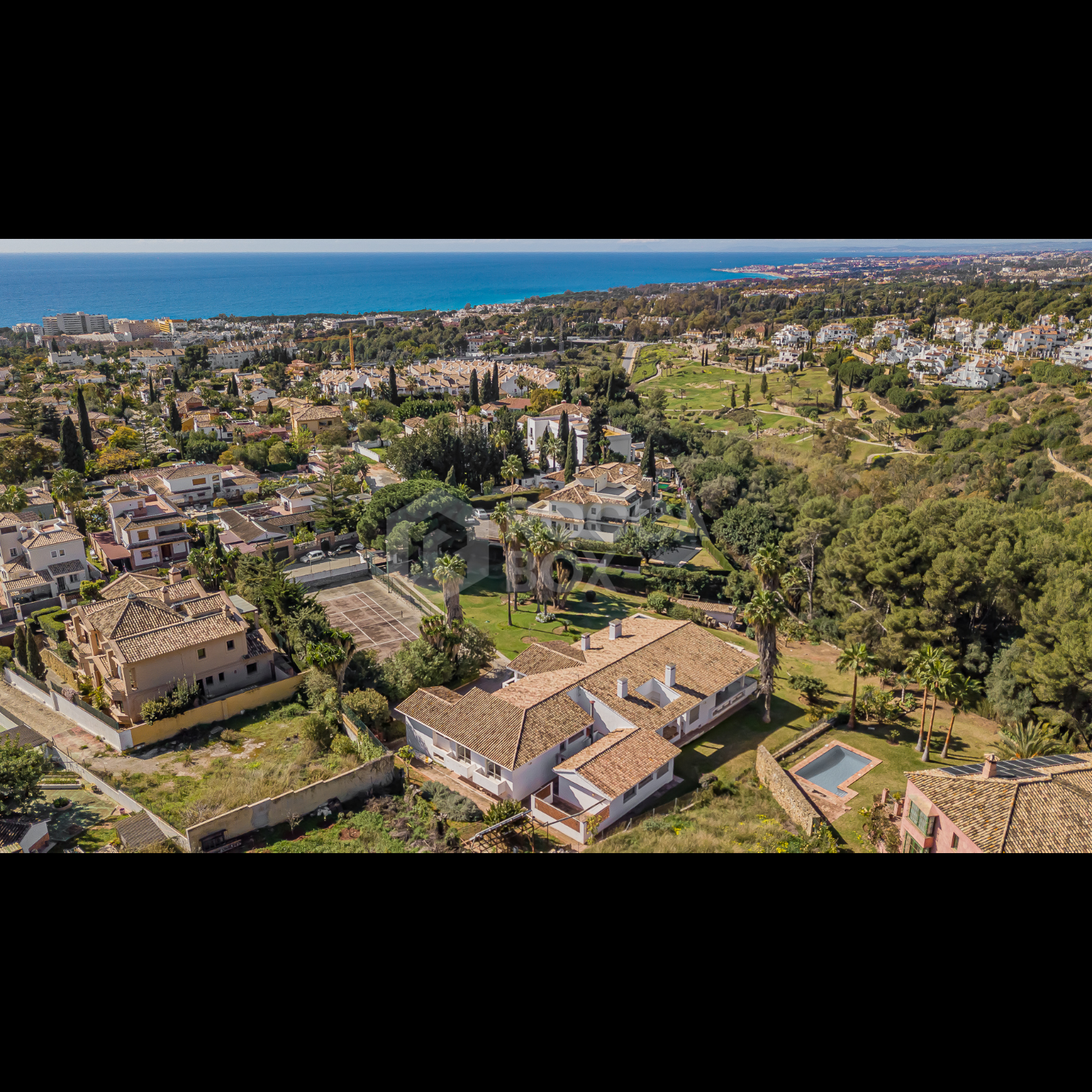 Prime Investment Opportunity with Spectacular Sea Views